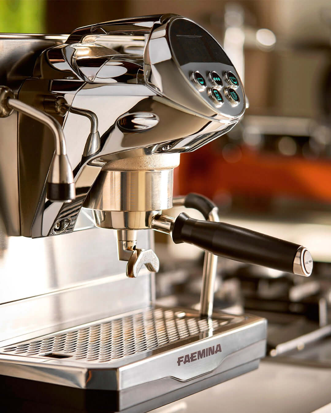 Faema Faemina – Professionel italiensk espresso i dit eget hjem - BloomVik